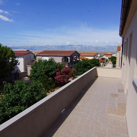 Apartments Domani Vir Εξωτερικό φωτογραφία