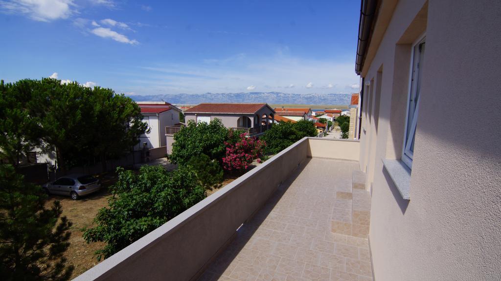 Apartments Domani Vir Εξωτερικό φωτογραφία